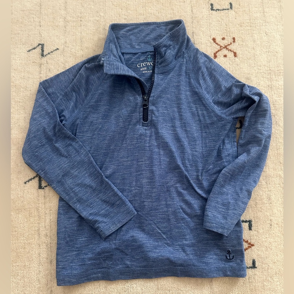 Boys Crewcuts half zip long sleeve ins size 4/5.  Gently worn, no rips or stains